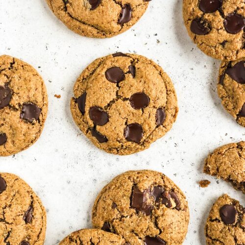 Vegan Chocolate Chip Cookies - Living Well With Nic